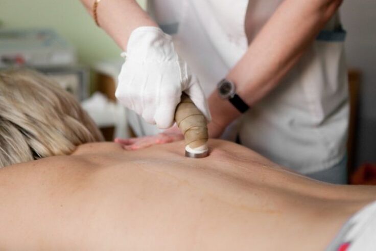 Physiotherapeutic procedures for the treatment of thoracic osteochondrosis prescribed by the attending physician